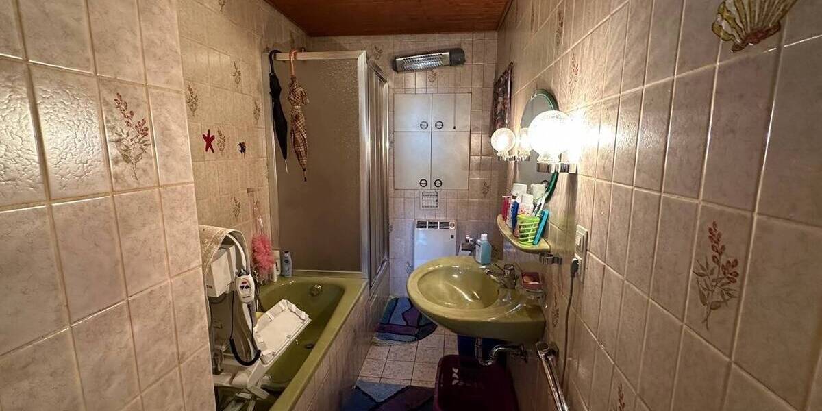 Mehrfamilienhaus, Wohnhaus Reipoltskirchen - 1 Zimmer, 198 m&sup2;, 125.000&euro; | Angebot:25683743