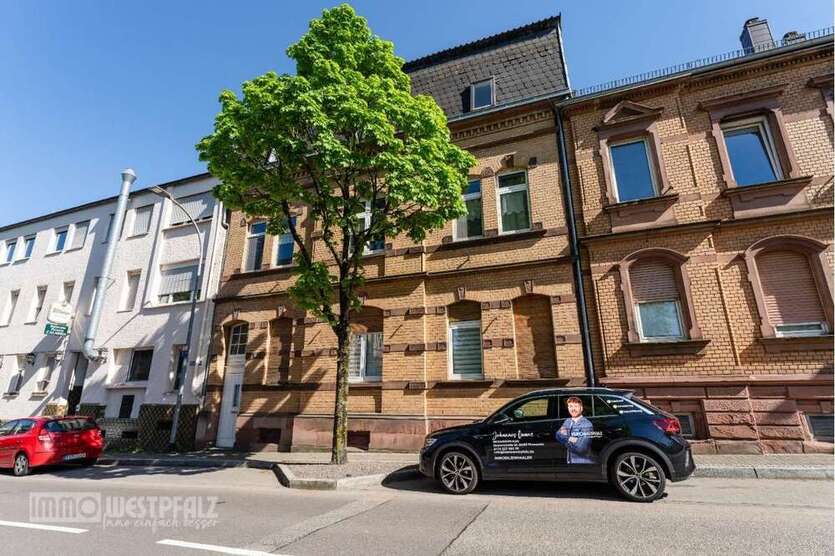 Haus zum Kaufen in Pirmasens 270.000 € 330 m²