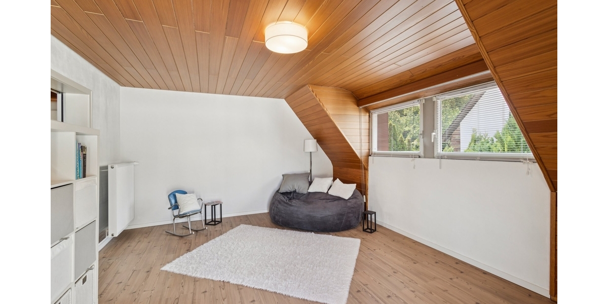Top gepflegtes EFH auf der Atzel 193 m² Wohnfläche Großzügiger Wohnkomfort mit Gaube - Einfamilienhaus Landstuhl | Angebot:27338600