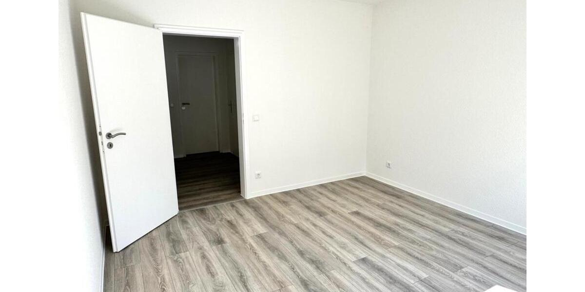 Erdgeschoßwohnung Kaiserslautern Engelshof - 3 Zimmer, 77 m&sup2;, 555&euro; | Angebot:26272887