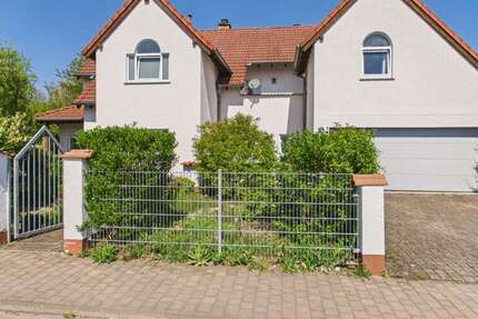 Haus Rodenbach - 7 Zimmer, 240 m&sup2;, 590.000&euro; | Angebot:26312799