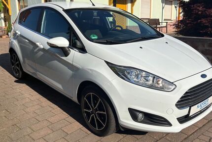 Ford Fiesta 123.482 km 5.990 &euro; Wahnwegen 66909