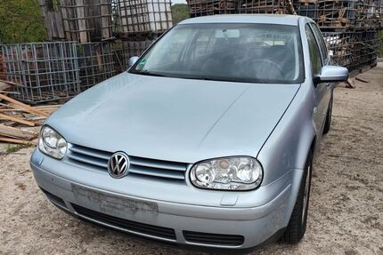 VW Golf 220.000 km 3.500 &euro; Pirmasens 66954