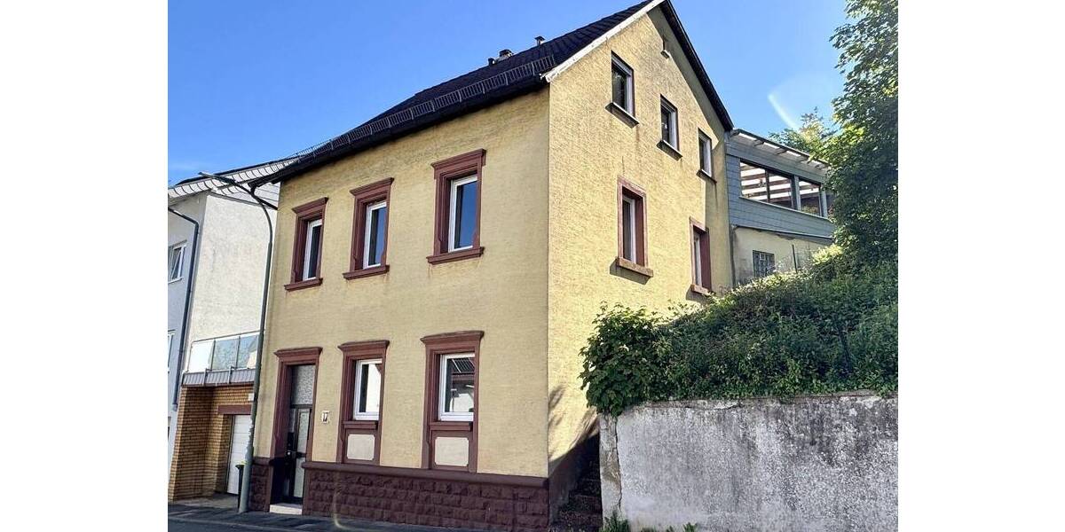 Einfamilienhaus Kaiserslautern Erfenbach - 6 Zimmer, 157 m&sup2;, 275.000&euro; | Angebot:26834586