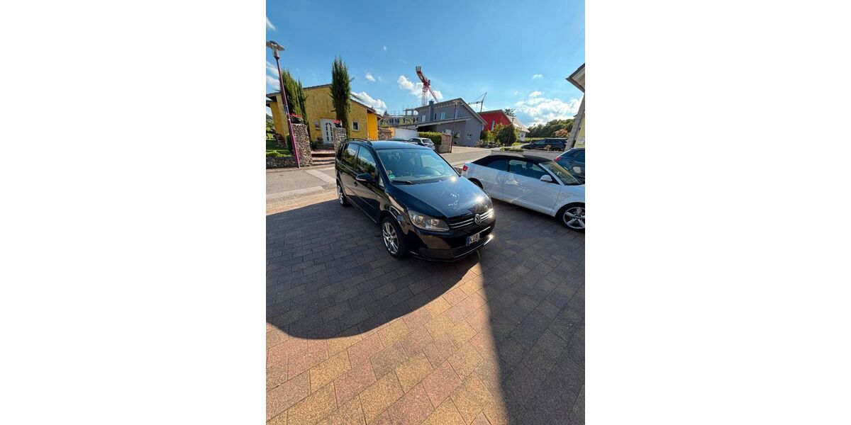 VW Touran 239.000 km 6.200 &euro; Kirchheimbolanden 67292
