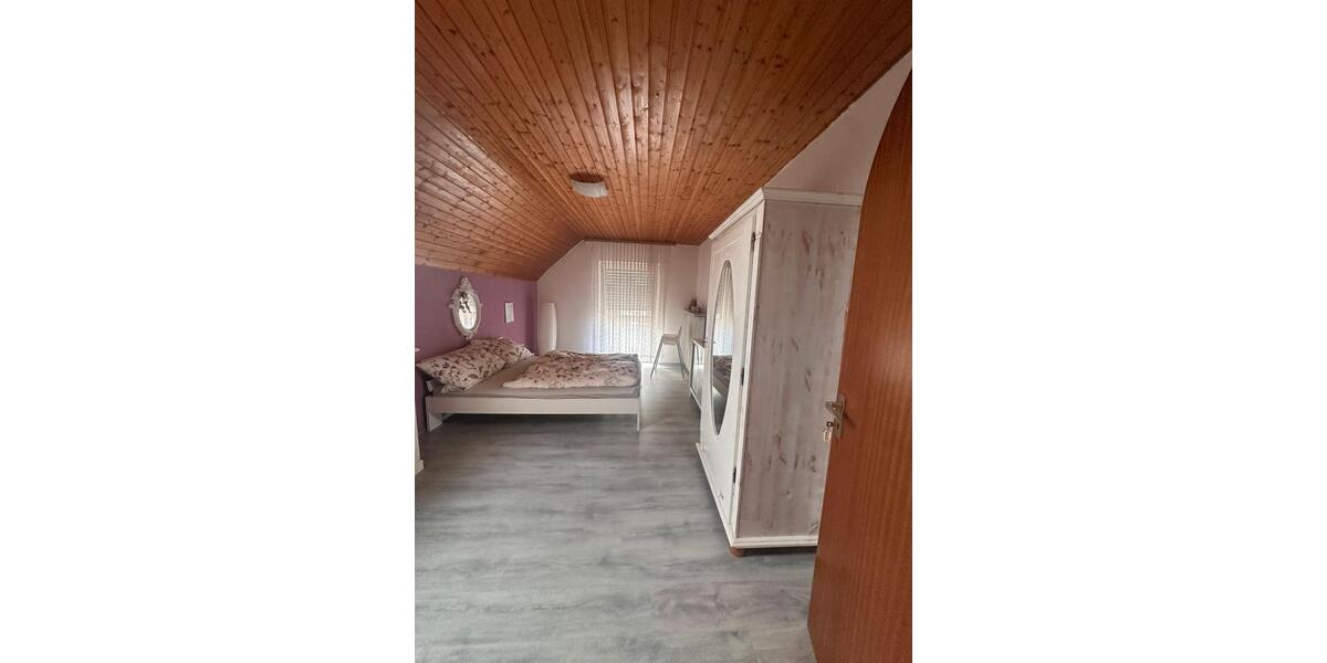 Einfamilienhaus Hermersberg - 10 Zimmer, 190 m&sup2;, 175.000&euro; | Angebot:26448247
