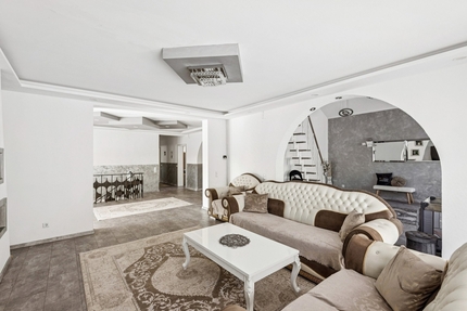 Großzügiger Bungalow in Kerzenheim: Über 550 m² bewohnbare Gesamtfläche - Haus Kerzenheim | Angebot:27605831