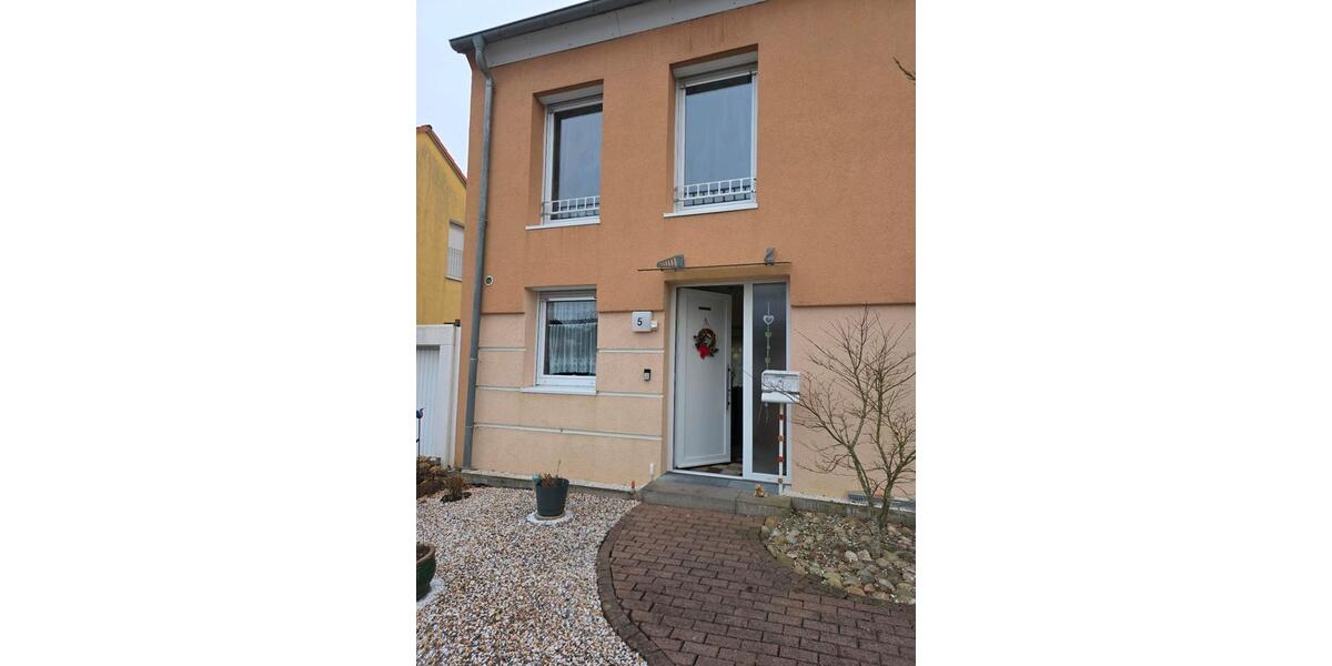 Reihenhaus Schönenberg-Kübelberg Kübelberg - 5 Zimmer, 140 m&sup2;, 360.000&euro; | Angebot:26521086