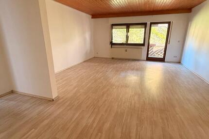 Wohnung Kaiserslautern Bahnheim - 4 Zimmer, 91 m&sup2;, 1.000&euro; | Angebot:26241785