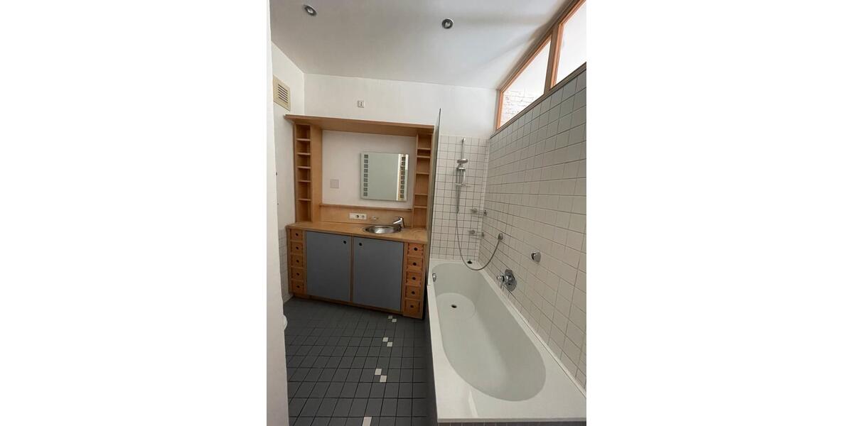 Etagenwohnung Kaiserslautern Betzenberg - 3 Zimmer, 73 m&sup2;, 1.000&euro; | Angebot:25987801