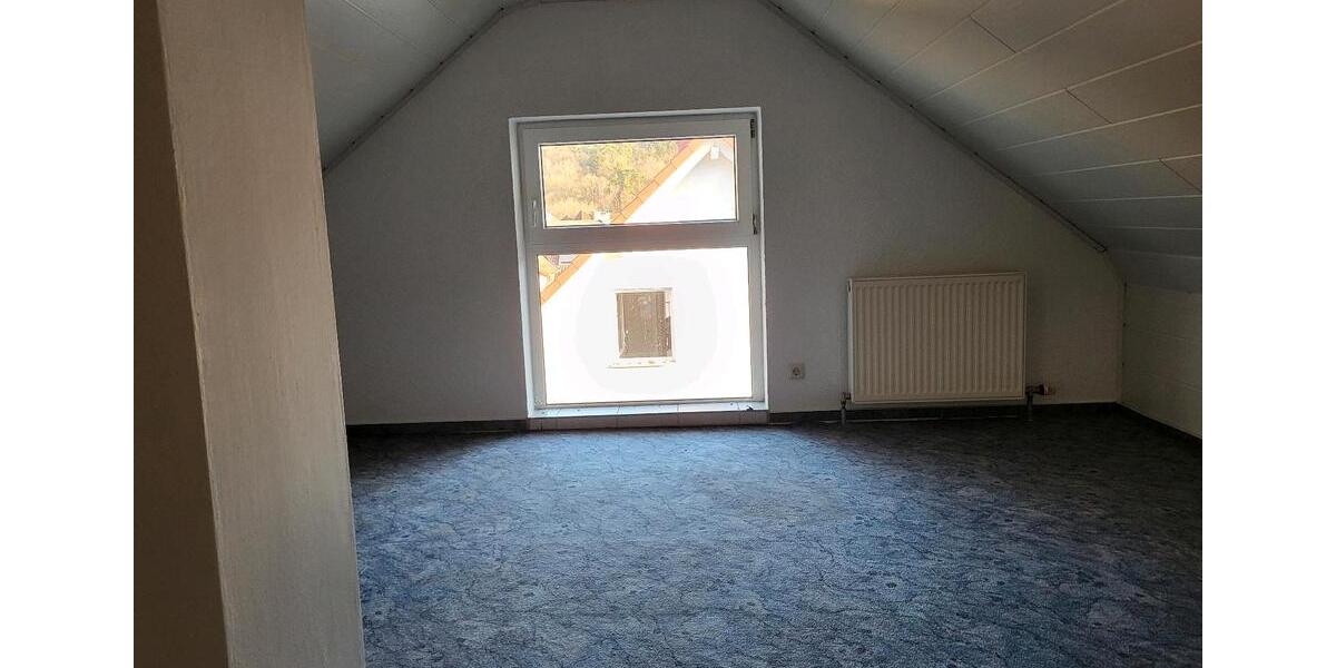 Doppelhaushälfte Bechhofen - 5 Zimmer, 135 m&sup2;, 1.200&euro; | Angebot:26022741