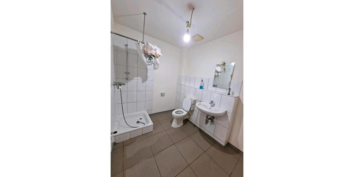 Erdgeschoßwohnung Kaiserslautern - 1 Zimmer, 50 m&sup2;, 700&euro; | Angebot:25918980