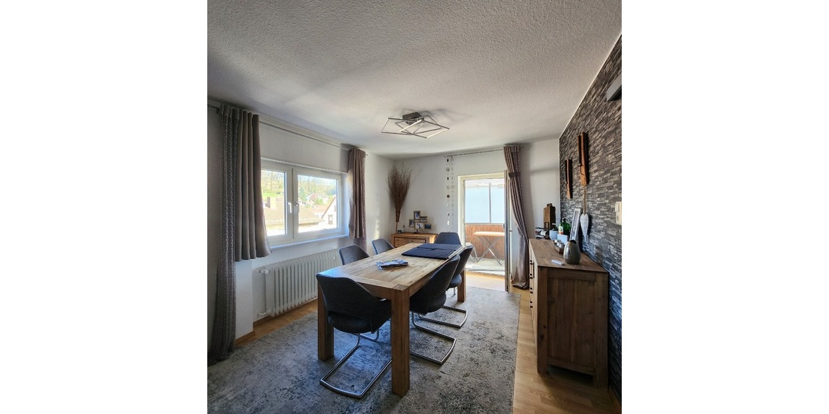 Gepflegtes Zuhause mit familienfreundlichem Ambiente und viel Platz in Erfenbach - Doppelhaushälfte Kaiserslautern/Erfenbach Erfenbach | Angebot:26270942