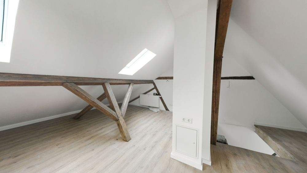 Ein echtes Schmuckstück: Renoviertes Stadthaus mit Charme 3 zimmer