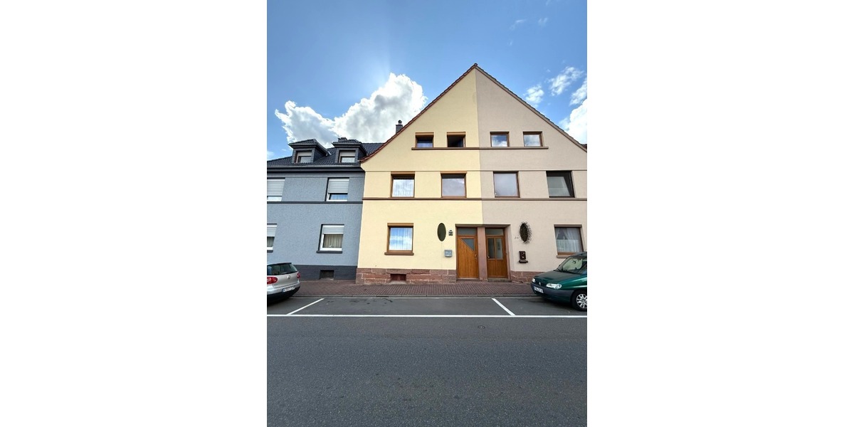 Modernes Effizienzhaus mit smarten Extras in Eisenberg 6 zimmer