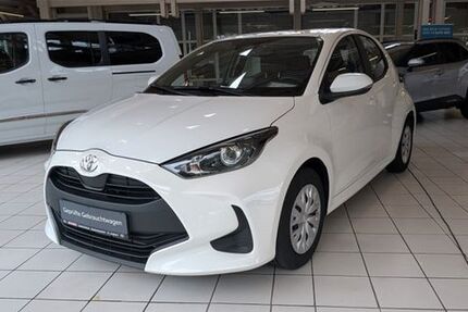 Toyota Yaris 10.079 km 23.489 &euro; Kaiserslautern 67661
