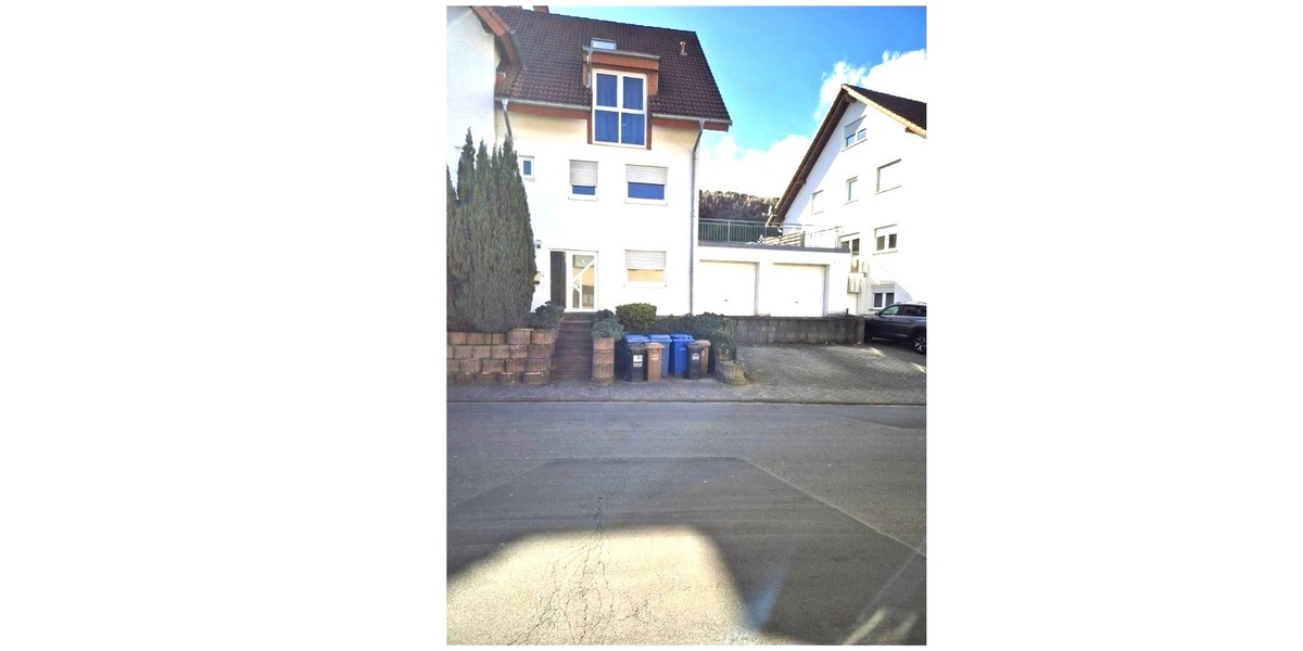 Housing approved: großes Reihenendhaus mit Stellplatz, Galerie & Terrasse über 4 Etagen zu vermieten - Reihenendhaus Queidersbach | Angebot:25181148