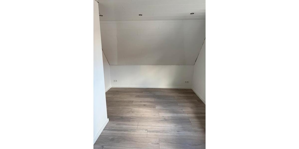 Doppelhaushälfte Rodenbach - 4.5 Zimmer, 110 m&sup2;, 1.280&euro; | Angebot:26234853