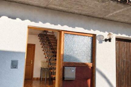 Haus Rodalben - 4 Zimmer, 120 m&sup2;, 900&euro; | Angebot:27682598