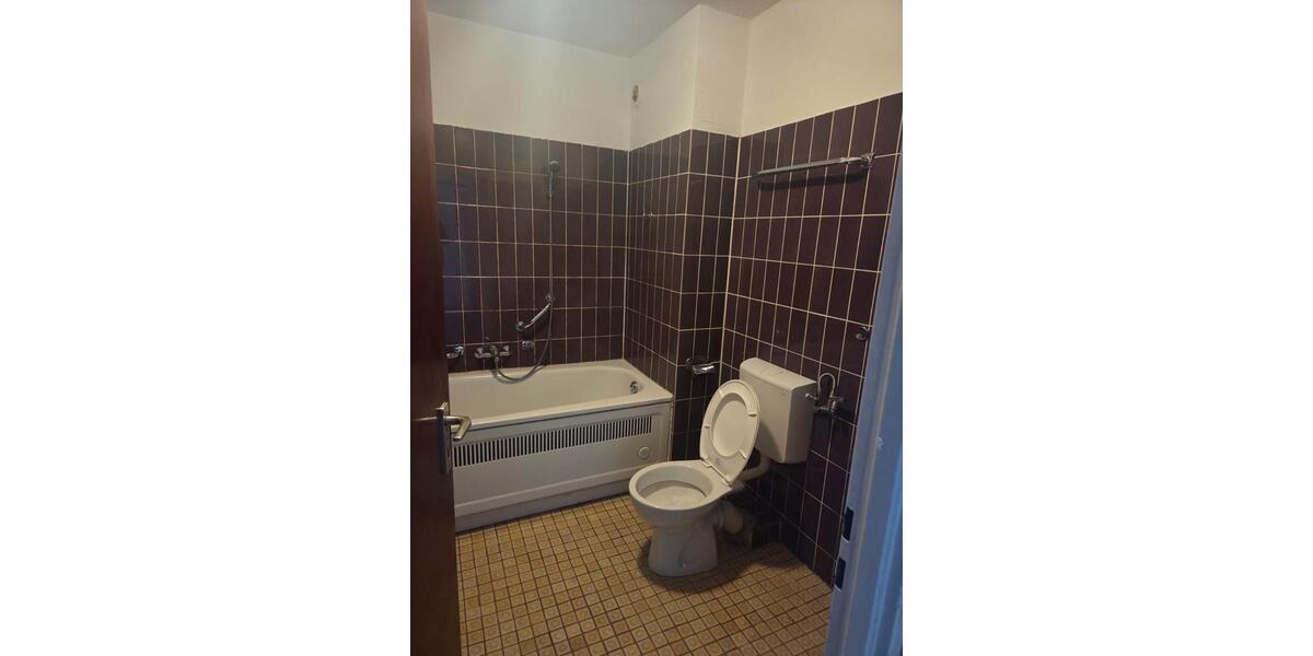 Etagenwohnung Queidersbach - 3 Zimmer, 82 m&sup2;, 820&euro; | Angebot:24845360