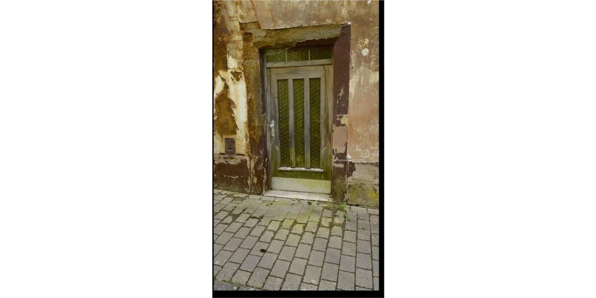 Reihenhaus Rammelsbach - 9 Zimmer, 190 m&sup2;, 25.000&euro; | Angebot:27055295