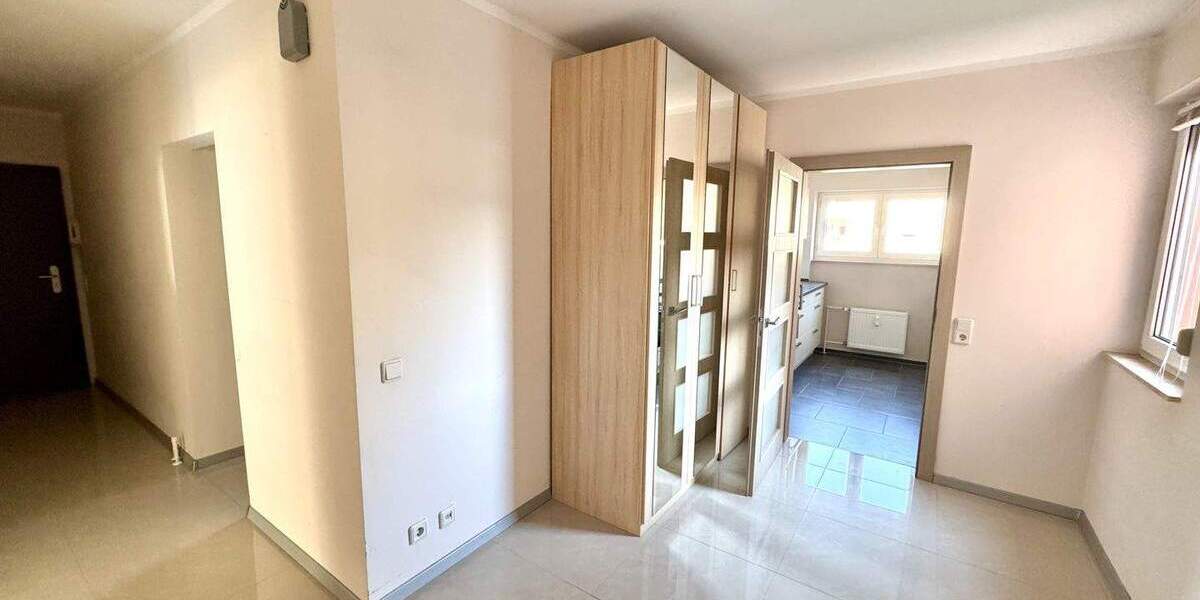 Etagenwohnung Kaiserslautern Innenstadt - 2 Zimmer, 70 m&sup2;, 175.000&euro; | Angebot:25741300