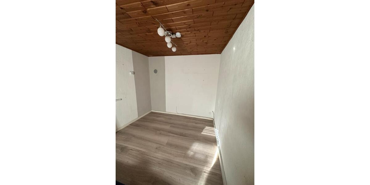 Einfamilienhaus Steinbach am Donnersberg - 6 Zimmer, 121 m&sup2;, 109.000&euro; | Angebot:26581829