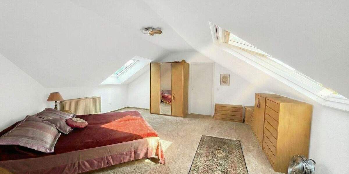 Einfamilienhaus Höringen - 6 Zimmer, 265 m&sup2;, 1.800&euro; | Angebot:25846214