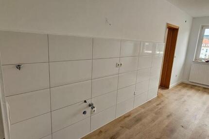 Ihr neues Zuhause - frisch renovierte 2 & 3 Zimmer Wohnungen mit Balkon 2 zimmer