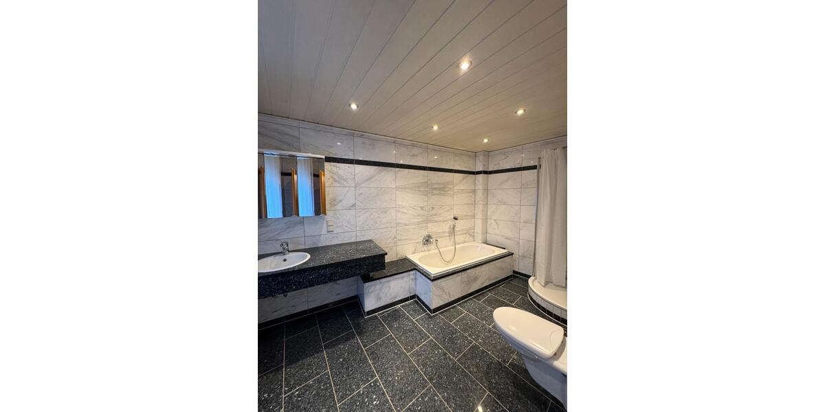 *vermietetes* Einfamilienhaus in ruhiger Wohnlage Erfenbach 4 zimmer