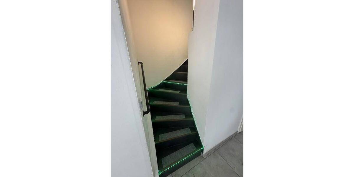 Etagenwohnung Pirmasens Erlenbrunn - 3 Zimmer, 125 m&sup2;, 189.000&euro; | Angebot:26584626