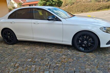 Mercedes-Benz E 220 107.000 km 23.400 &euro; Kottweiler-Schwanden 66879