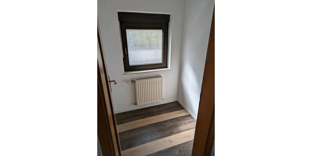 Einfamilienhaus Queidersbach - 6 Zimmer, 136 m&sup2;, 1.400&euro; | Angebot:24755428
