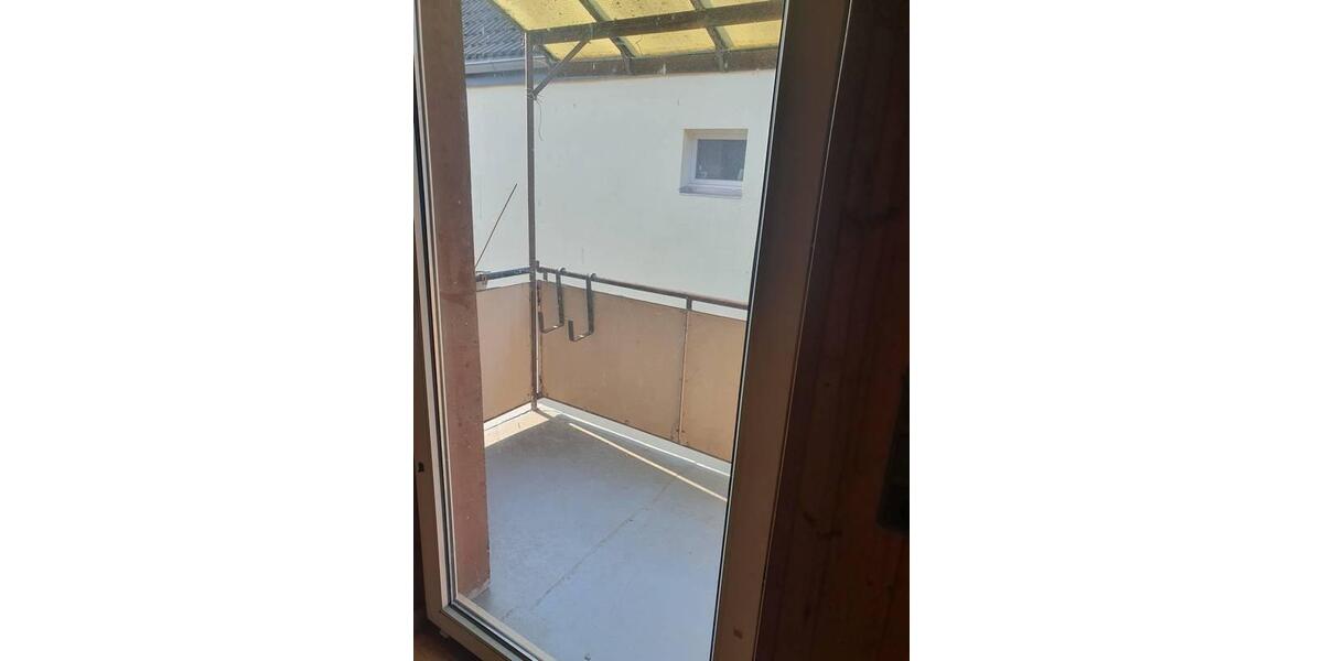 Einfamilienhaus Winnweiler - 5 Zimmer, 92 m&sup2;, 140.000&euro; | Angebot:27232355
