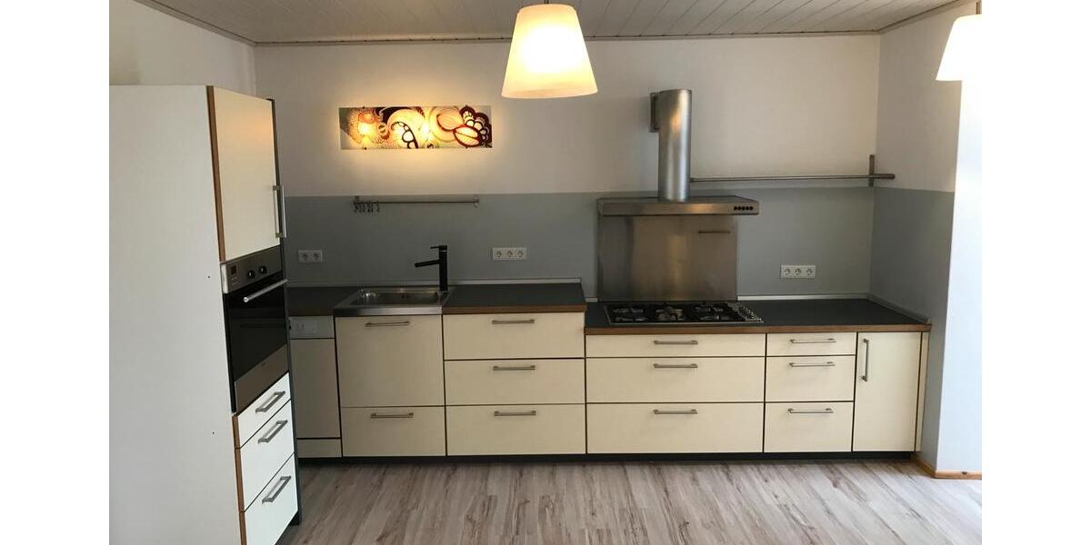 Erdgeschoßwohnung Steinwenden - 5 Zimmer, 128 m&sup2;, 1.250&euro; | Angebot:26356347