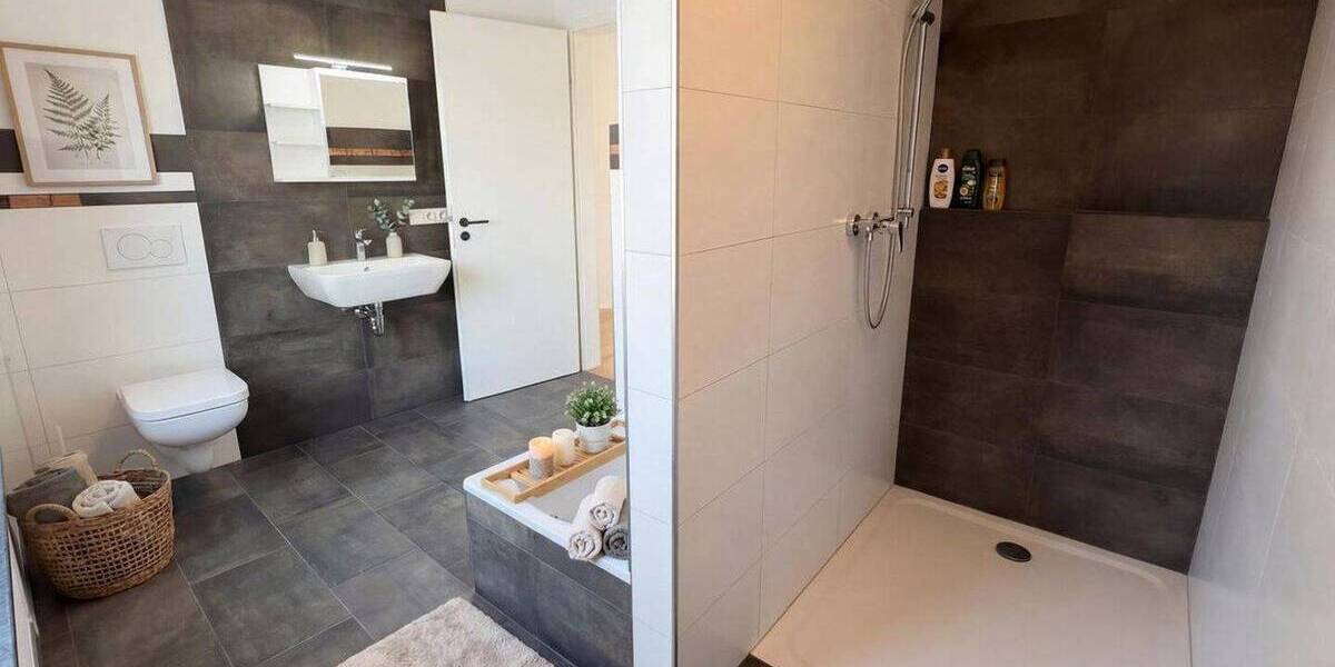 Etagenwohnung Kaiserslautern Innenstadt - 2 Zimmer, 85 m&sup2;, 980&euro; | Angebot:26875127
