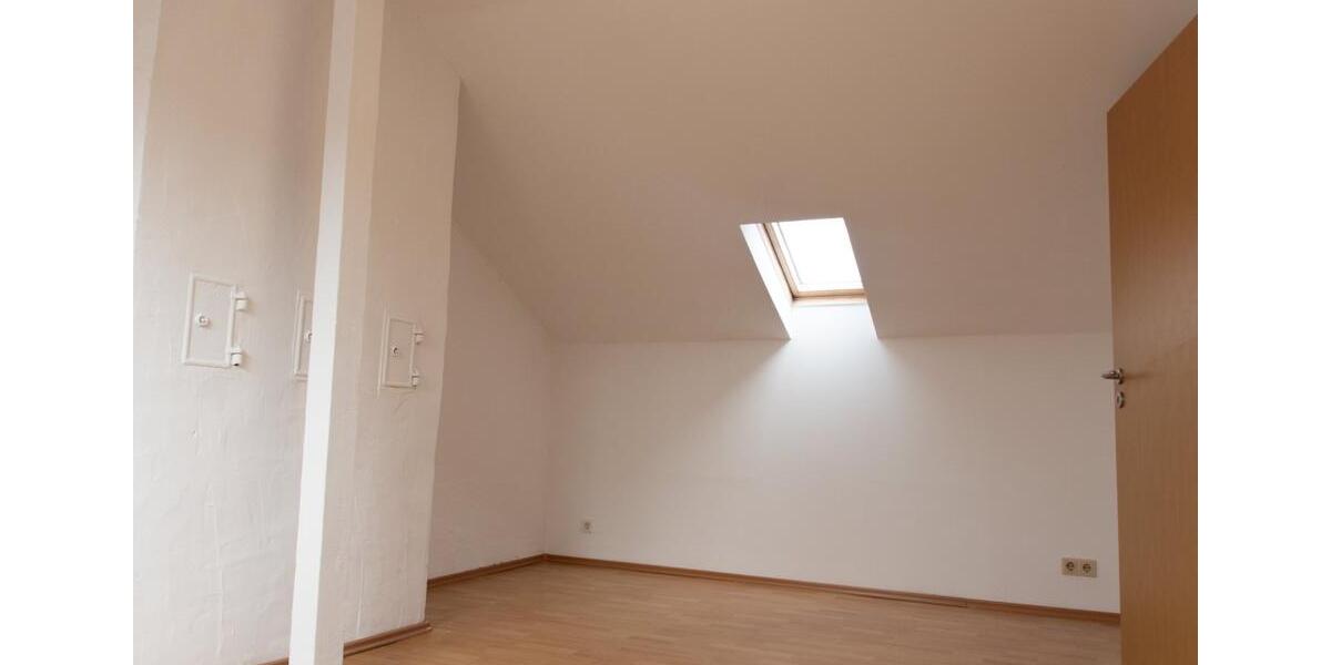 Einfamilienhaus Kaiserslautern Betzenberg - 4 Zimmer, 154 m&sup2;, 1.149&euro; | Angebot:25236364