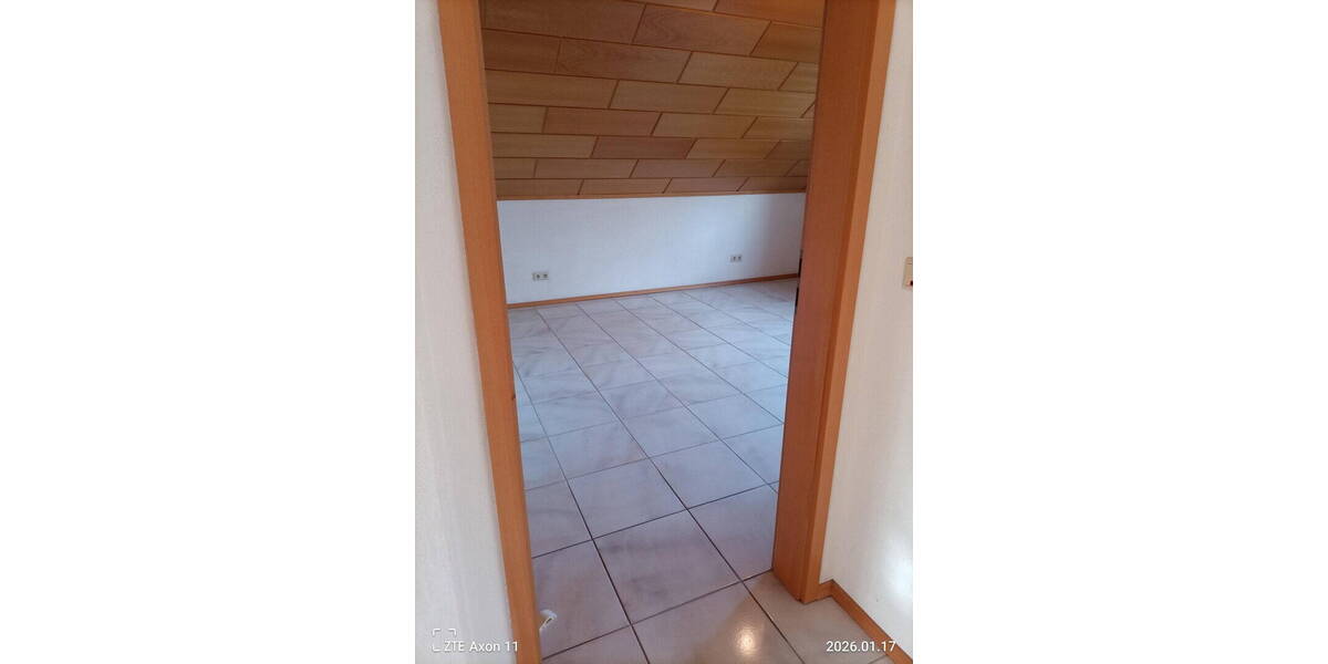 Etagenwohnung Ramstein-Miesenbach Miesenbach - 3 Zimmer, 118 m&sup2;, 270.000&euro; | Angebot:26595215