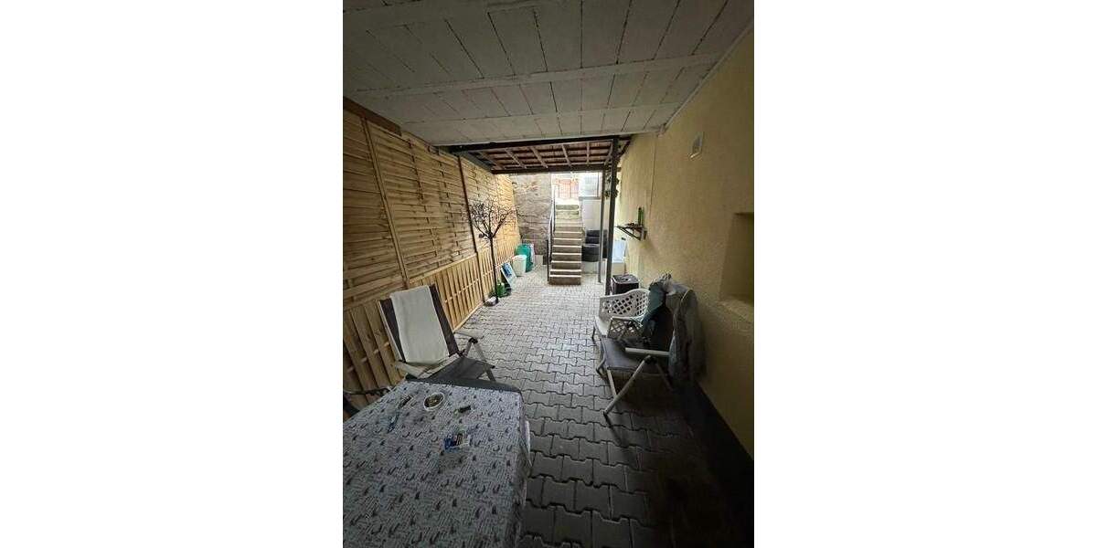 Mehrfamilienhaus, Wohnhaus Kaiserslautern Dansenberg - 6 Zimmer, 124 m&sup2;, 249.000&euro; | Angebot:24670073