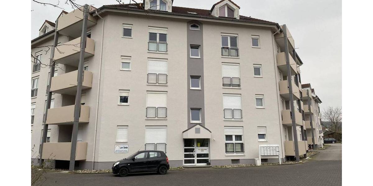 2-Zimmer-Wohnung mit Balkon, im Hochparterre eines Mehrfamilienhauses - aktuell sicher vermietet 2 zimmer