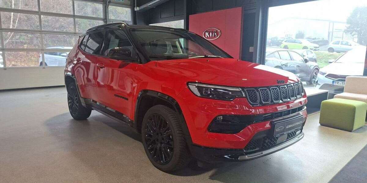 Jeep Compass 22.300 km 26.900 &euro; Pirmasens 66955