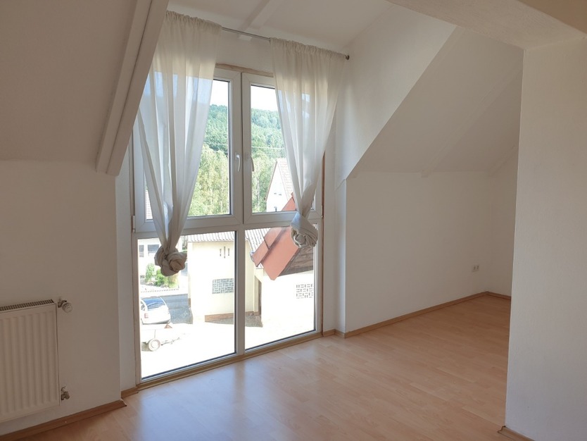 Kapitalanlagepaket: 3 vermietete Reihenhäuser in Reihe mit Garagen und Grundstück zimmer