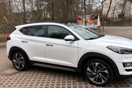 Hyundai TUCSON 72.000 km 20.790 € Kaiserslautern 67663
