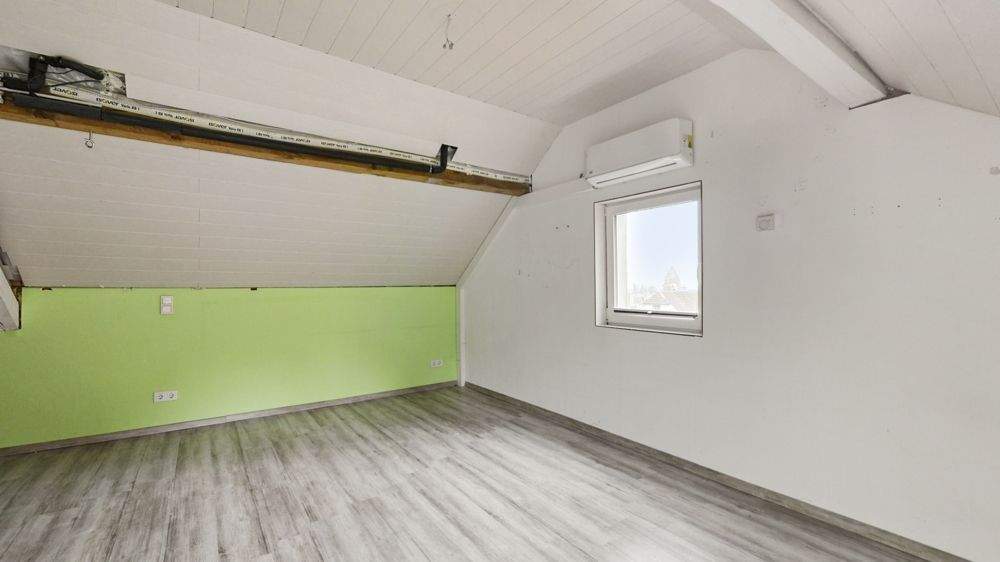 Doppelhaushälfte Leimen - 4 Zimmer, 140 m&sup2;, 219.000&euro; | Angebot:25680350