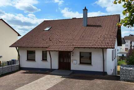 Haus Schönenberg-Kübelberg Kübelberg - 11 Zimmer, 300 m&sup2;, 469.000&euro; | Angebot:25522456