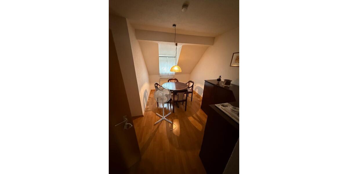 Dachgeschoßwohnung Kaiserslautern Engelshof - 3.5 Zimmer, 65 m&sup2;, 1.000&euro; | Angebot:24738119