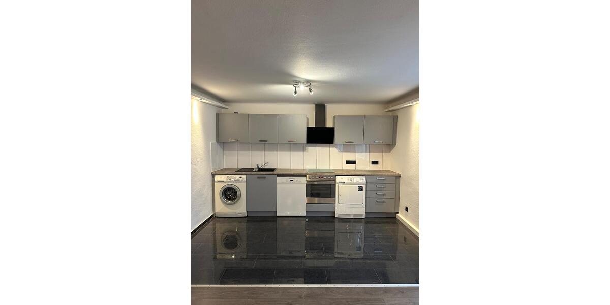 Etagenwohnung Pirmasens - 2 Zimmer, 64 m&sup2;, 595&euro; | Angebot:26676354