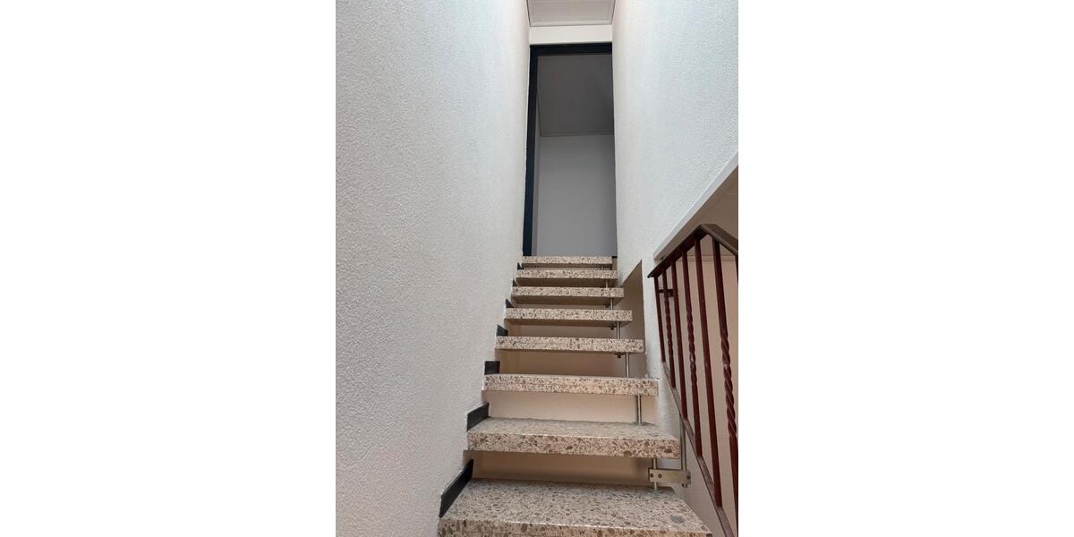 Maisonettenwohnung Kaiserslautern - 4 Zimmer, 80 m&sup2;, 980&euro; | Angebot:26269184