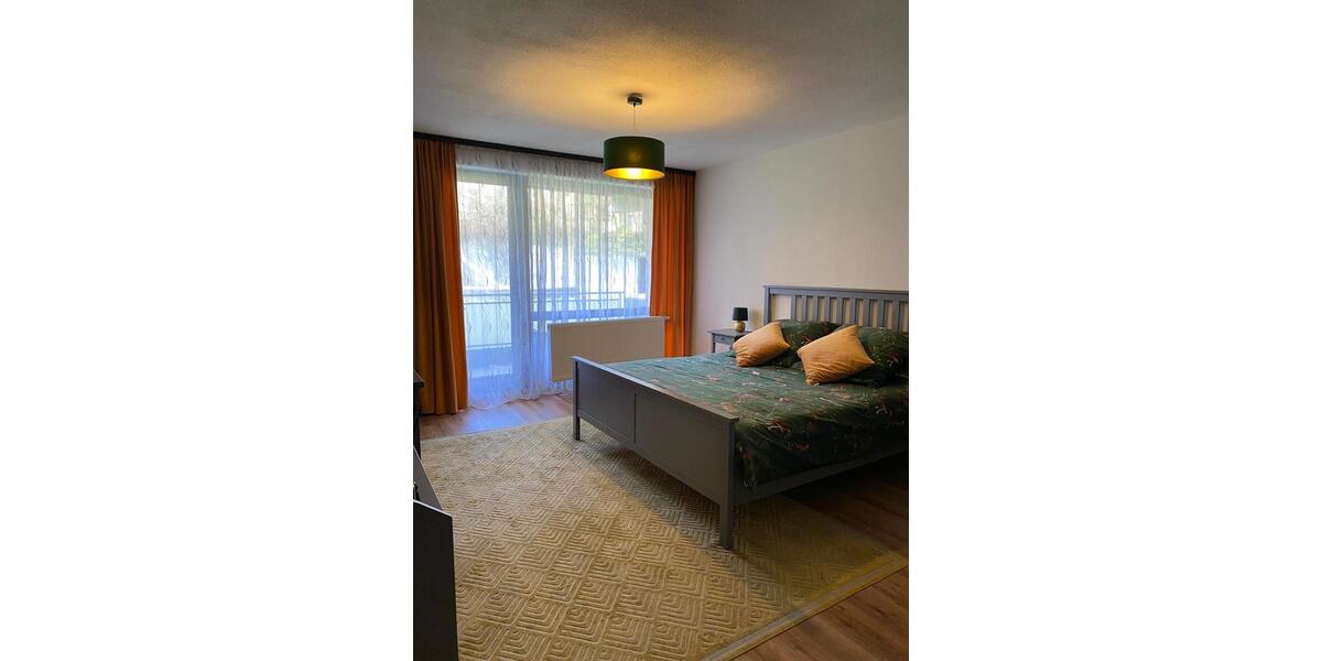 Erdgeschoßwohnung Kaiserslautern Bahnheim - 3 Zimmer, 100 m&sup2;, 1.300&euro; | Angebot:26023344