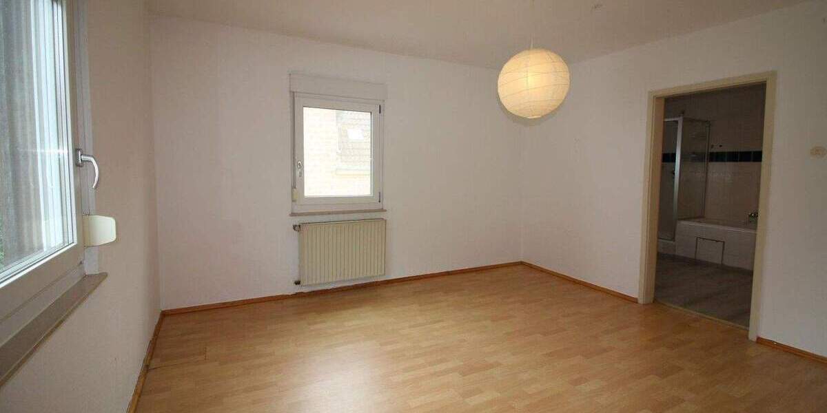 Einfamilienhaus Otterberg - 6 Zimmer, 121 m&sup2;, 175.000&euro; | Angebot:25674884